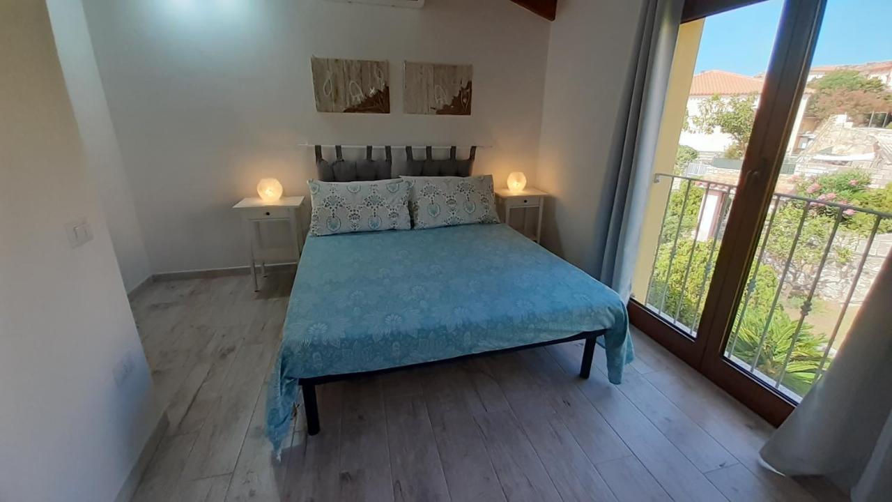 B&B U Punenti La Maddalena  Exteriör bild