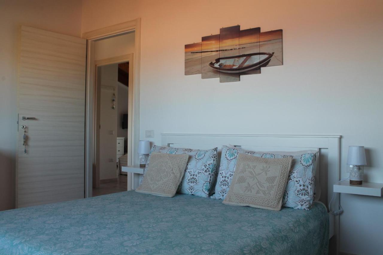 B&B U Punenti La Maddalena  Exteriör bild