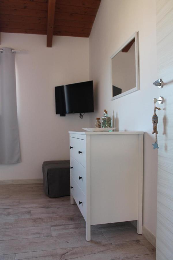 B&B U Punenti La Maddalena  Exteriör bild